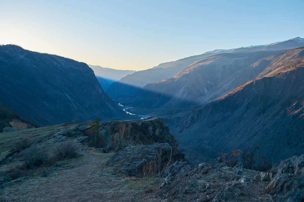Закат в Чулышманской долине. Перевал Кату-Ярык, перед спуском.
