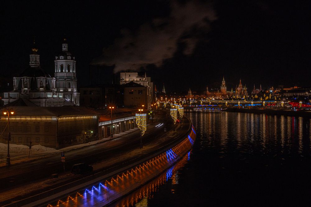 Ночной зимний город