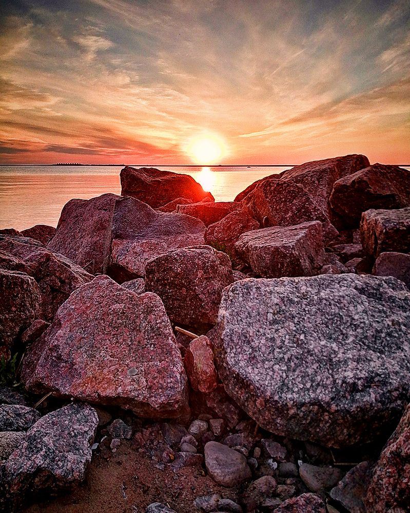 Закат на Финском заливе. Sunset on the Gulf of Finland