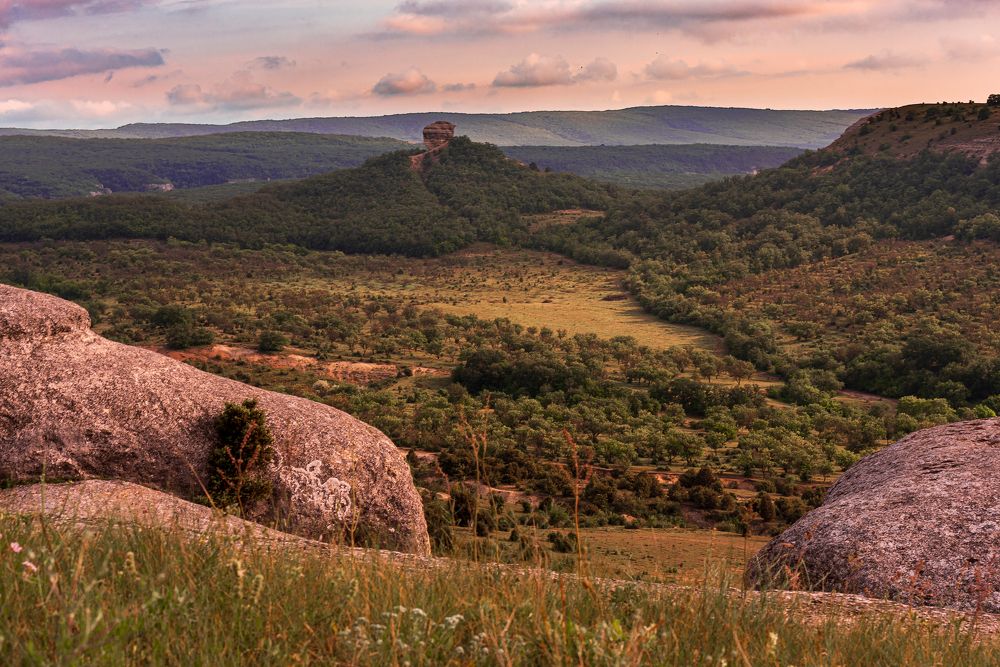 Гора Кубышка, или Курбан-Кая, Крым.