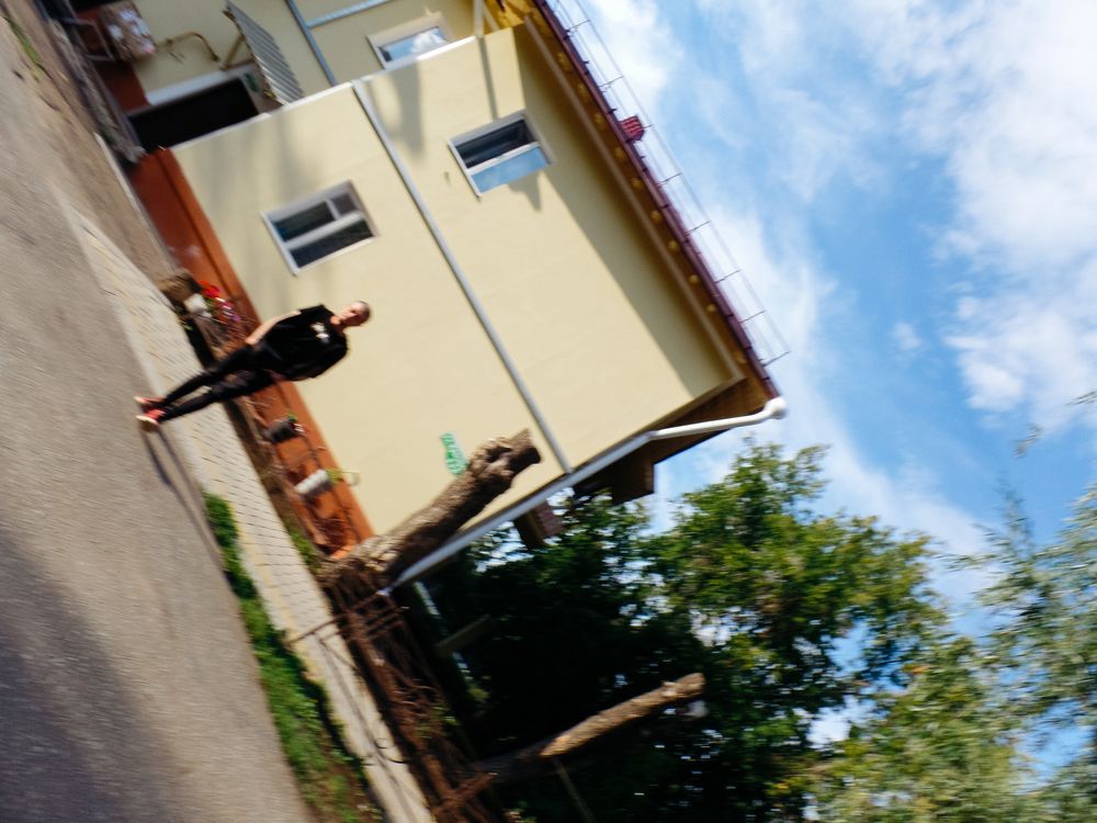 жизнь галереи Левая Нога