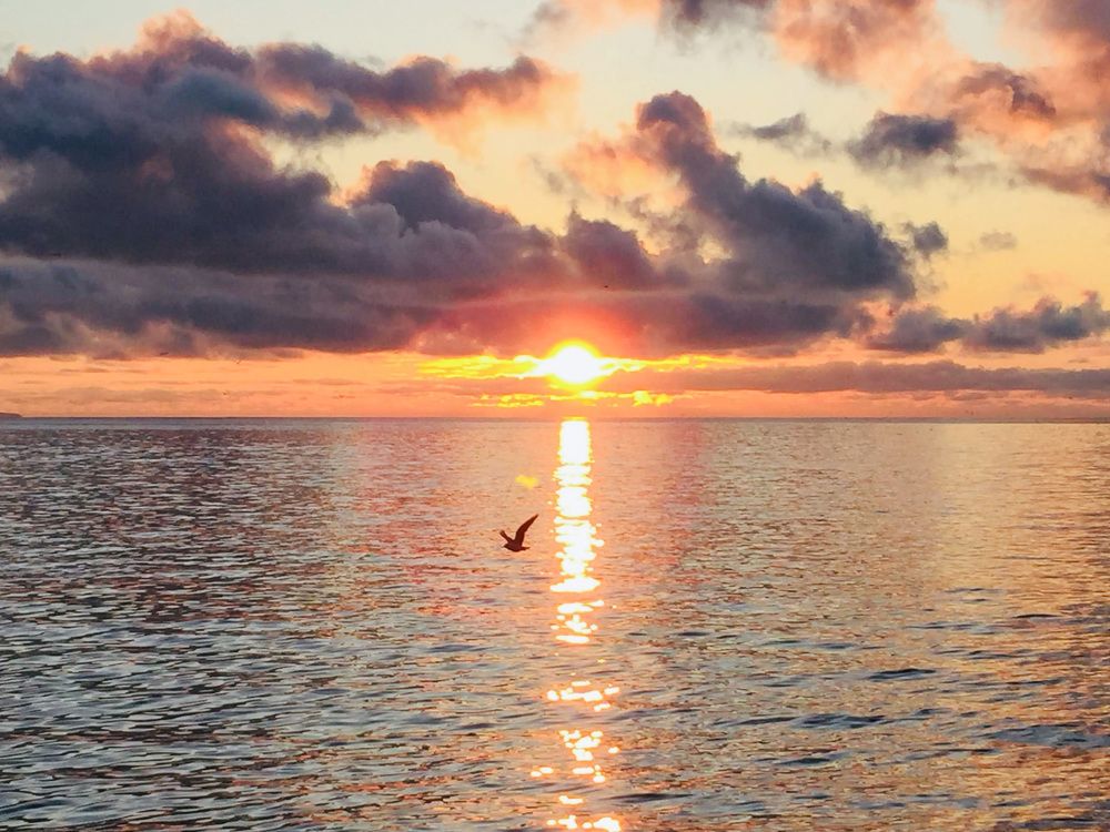 Закат на острове.