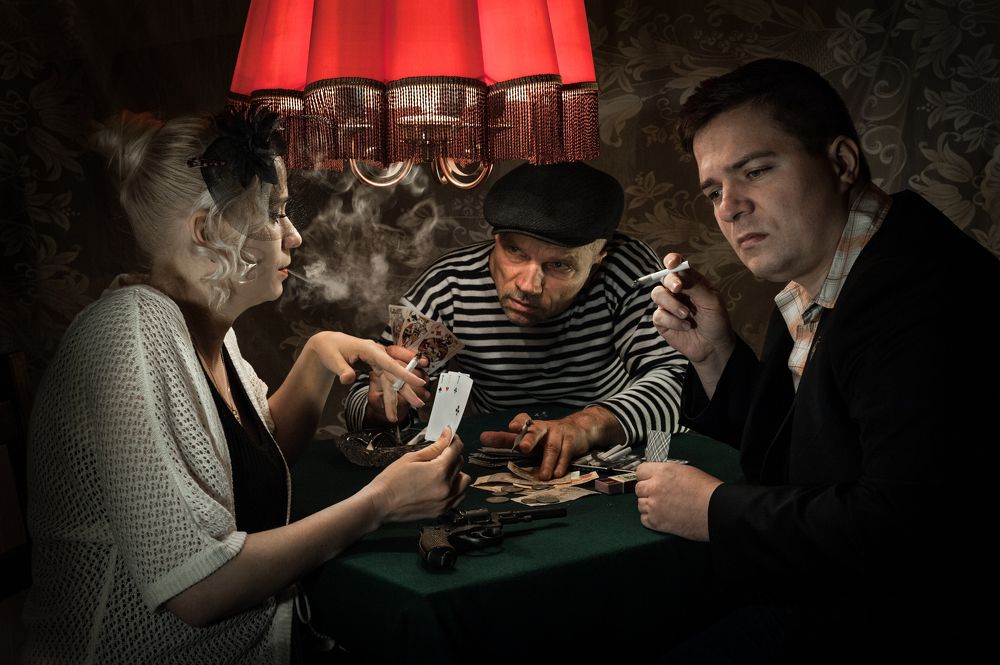 А тем временем на конспиративной квартире