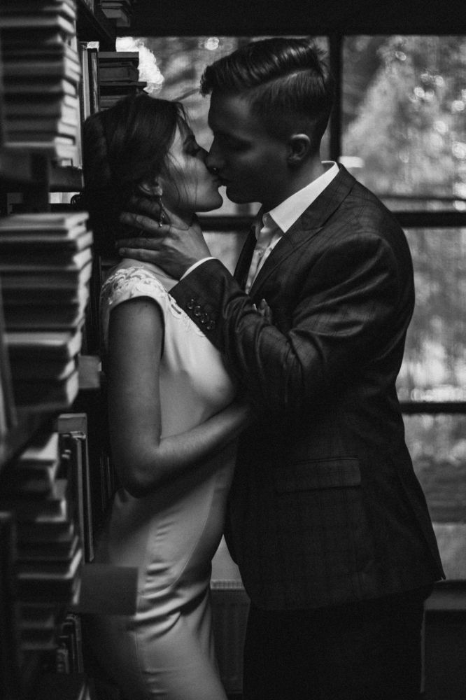 Wedding Story: love from the first pages