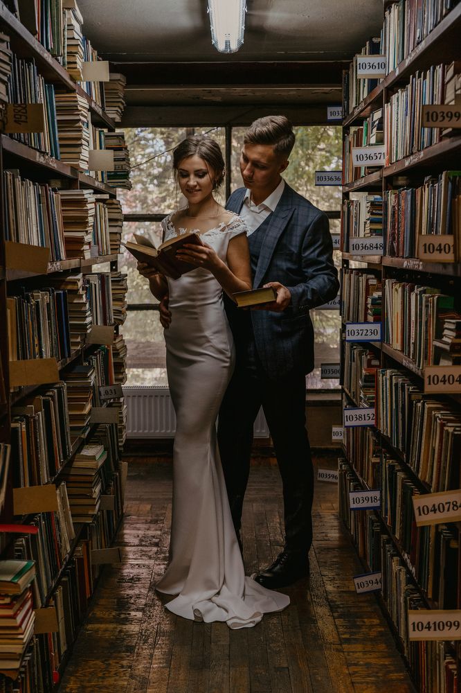 Wedding Story: love from the first pages