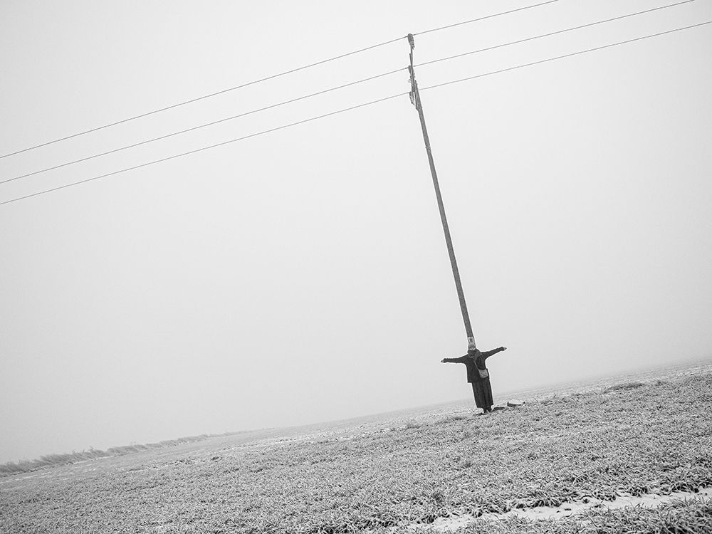 Solitude Electro-staticity