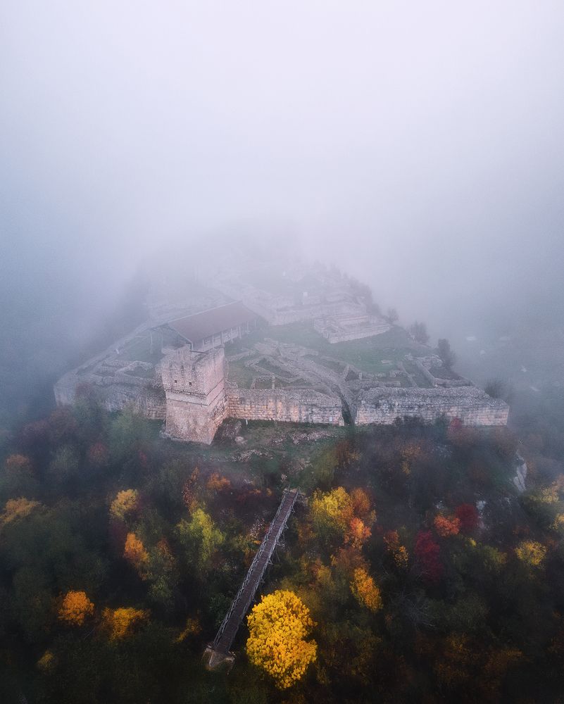 Autumn fort