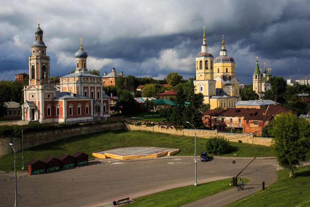 Старый Серпухов. Успенская, Ильинская, Троицкая церкви.