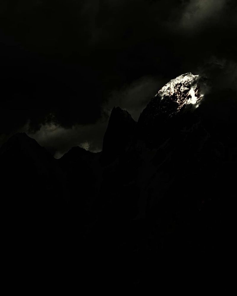 Fog on lady finger peak