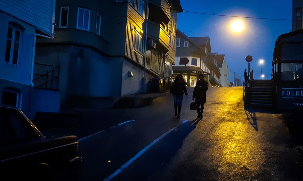 night shadows
