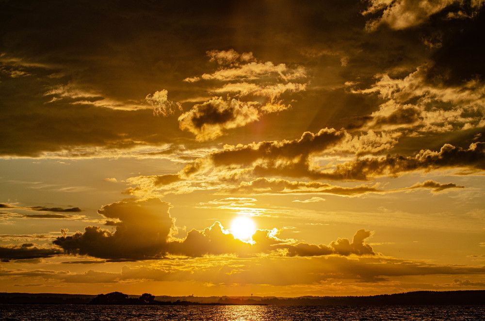 Закат над Минским морем