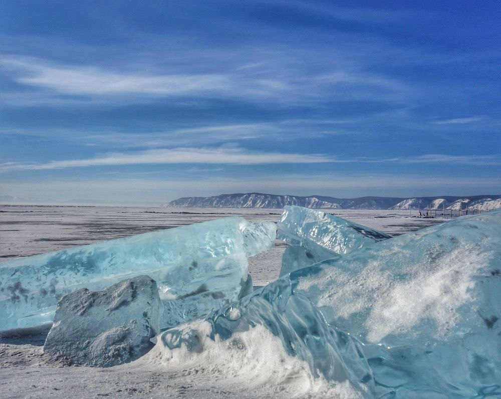 Лёд Байкала