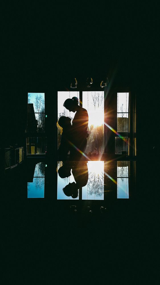 Отражаться