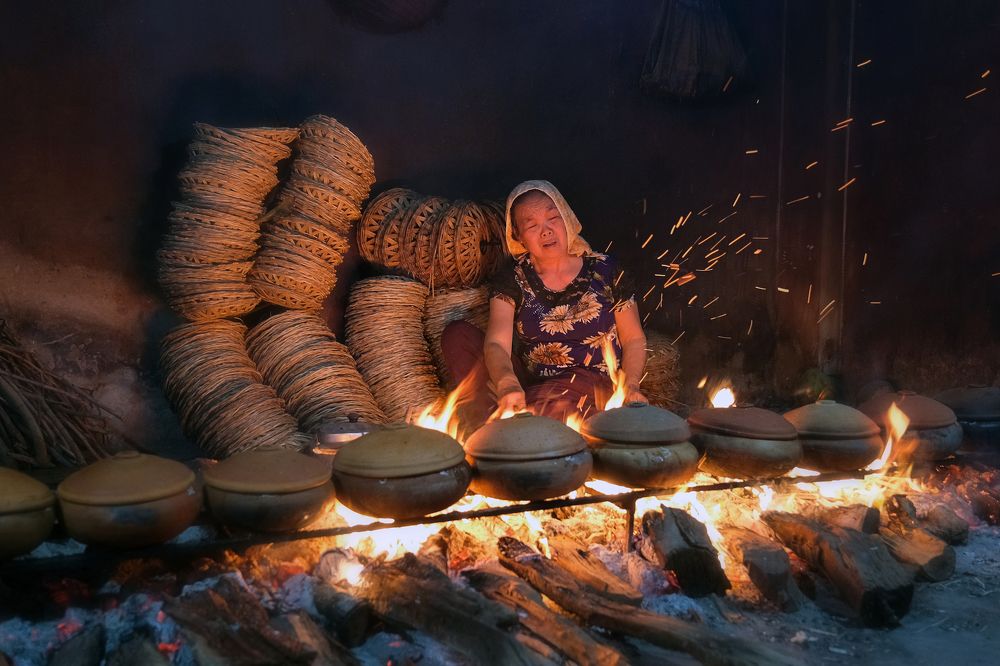 Photograph by Trần Viết Tú