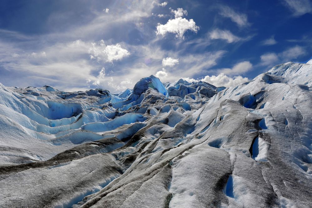 Photograph by SI SABER LOTFI