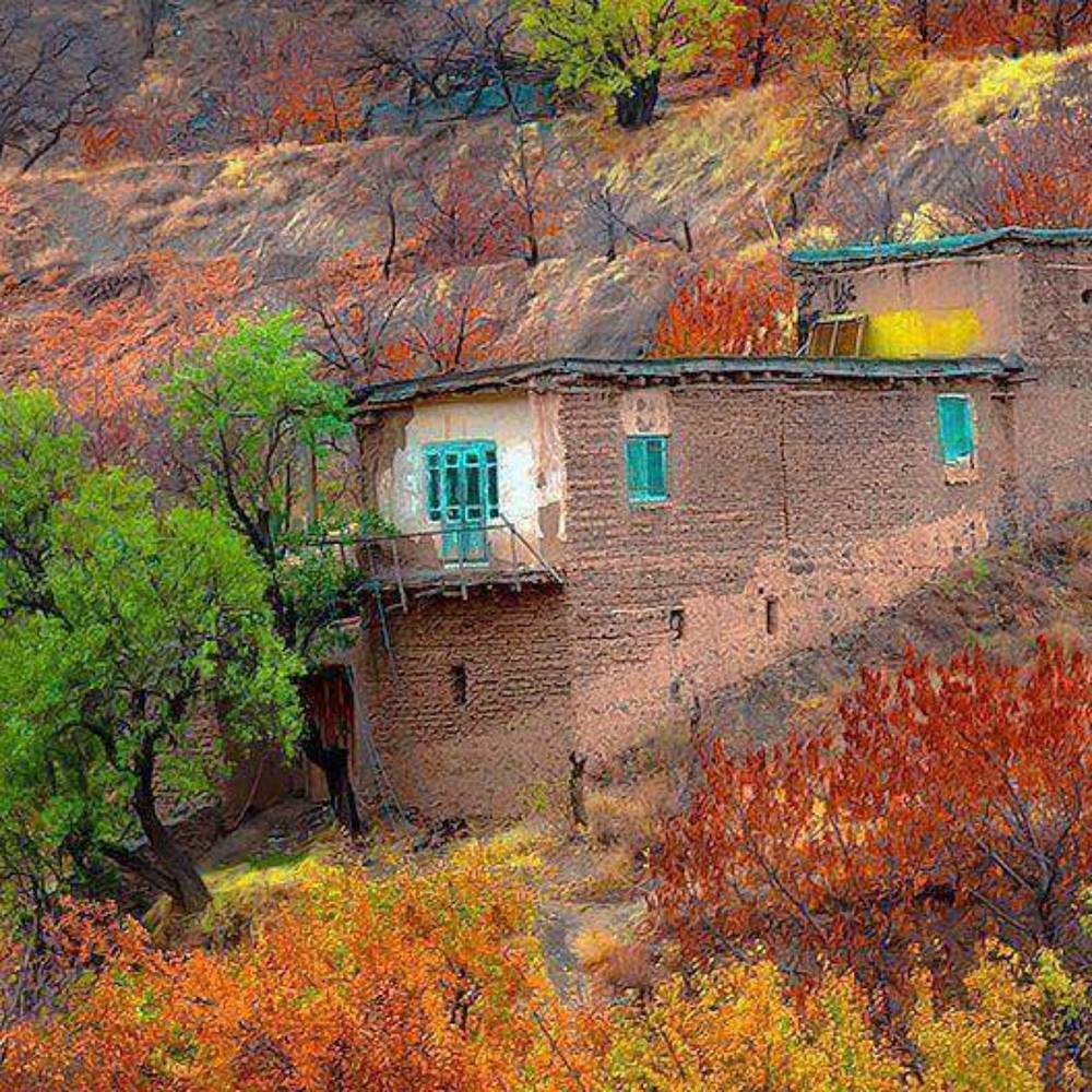 Photograph by Behrouz Kholousi