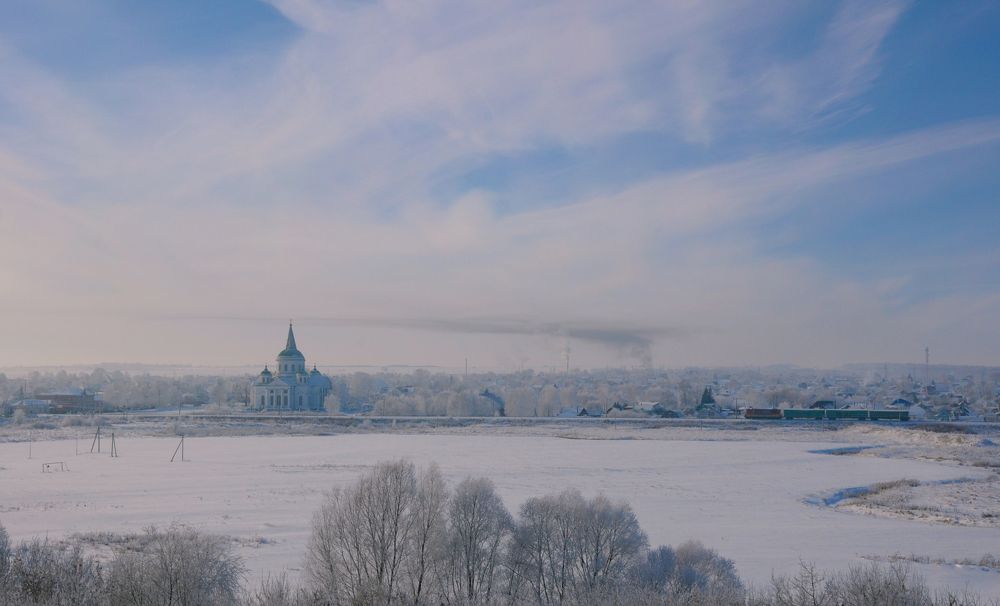 В морозной дымке