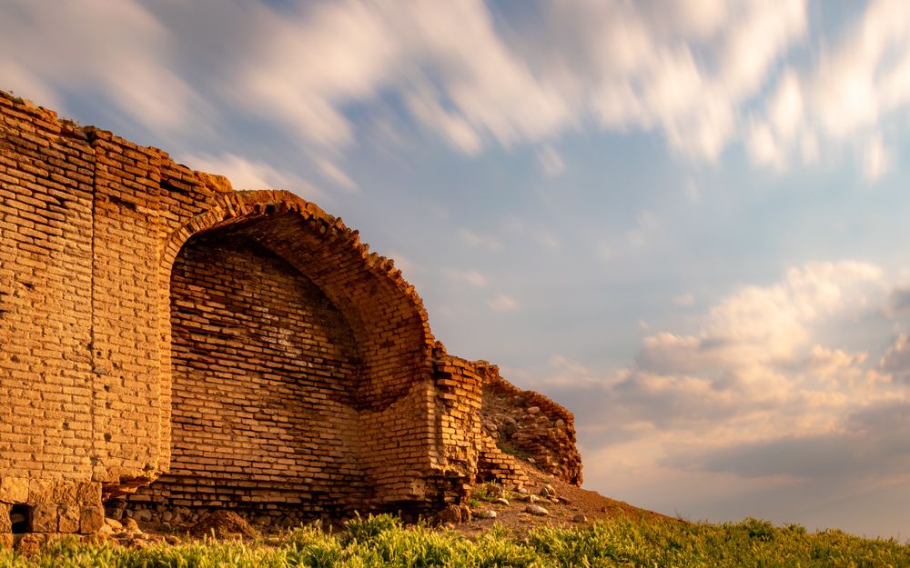 Photograph by Vahid Sabet