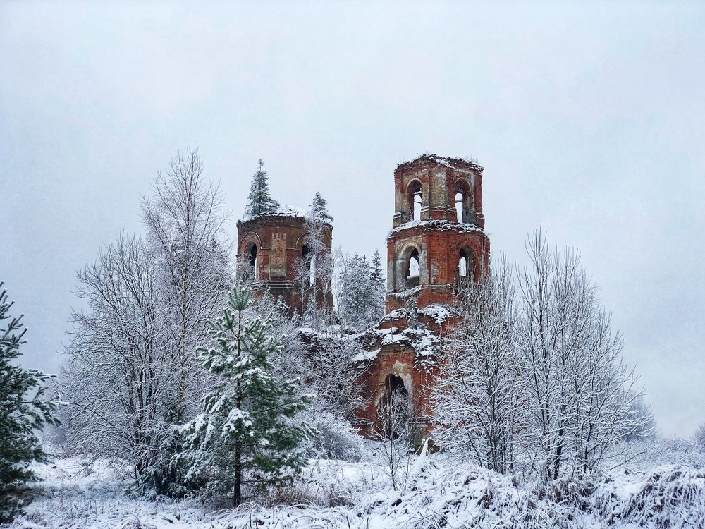 Разрушенная церковь