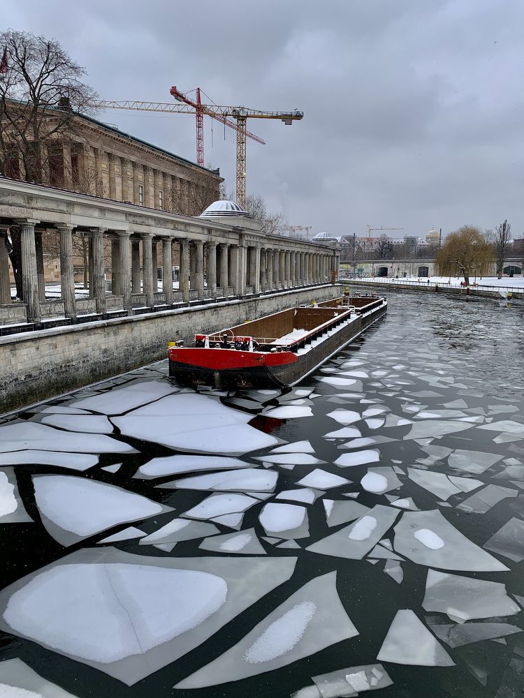 Photograph by Albert Russo