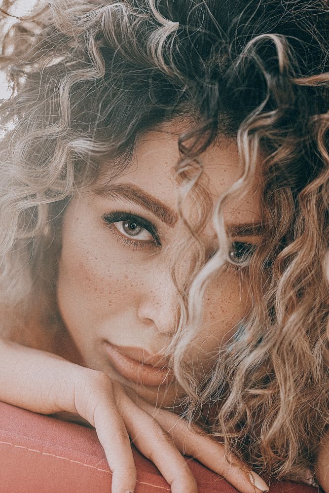 Photograph by Amir Behzadi