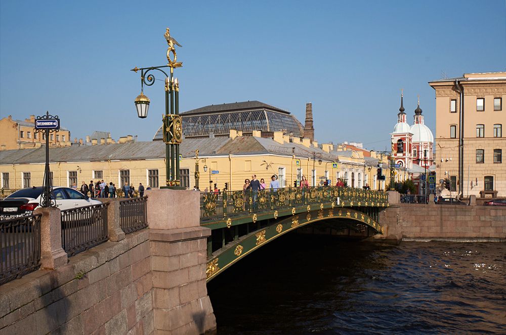 Пантелеймоновский мост. Вид на Пантелиймоновскую церковь.