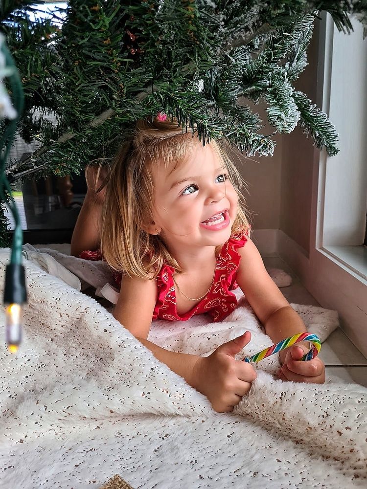 Photograph by Yuliya Naidyuk