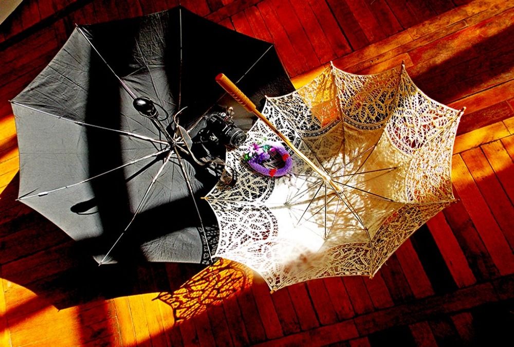 Встреча двух зонтиков...