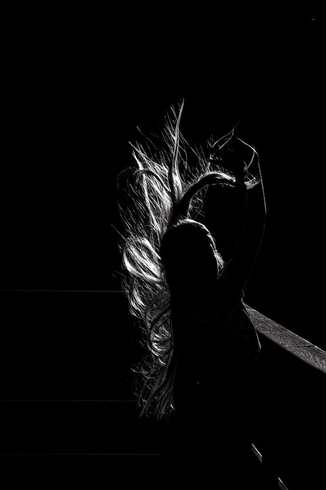 Саша в танце