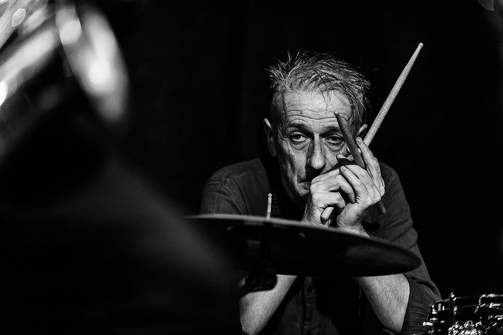 Steve Noble (drums).