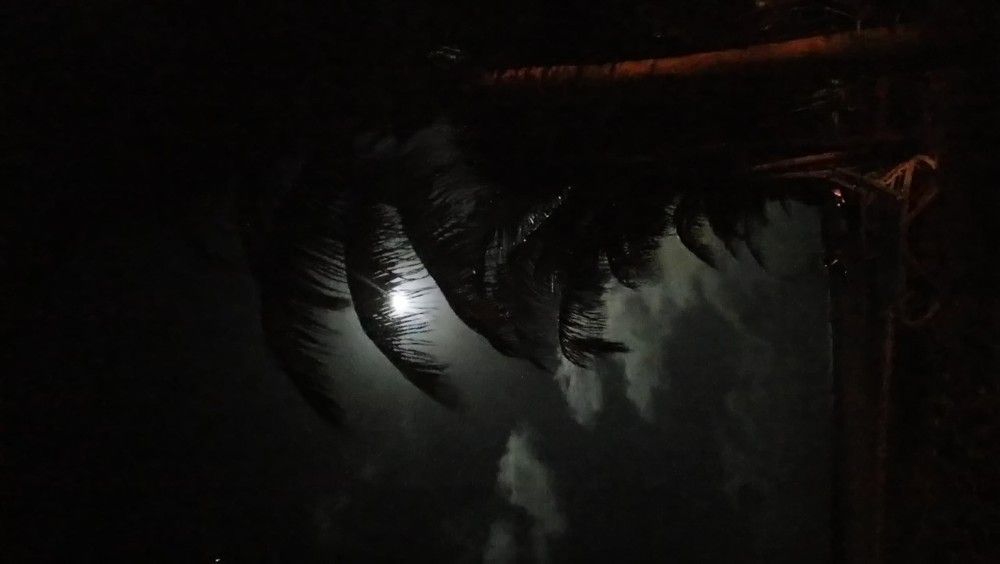 anochecer en la playa