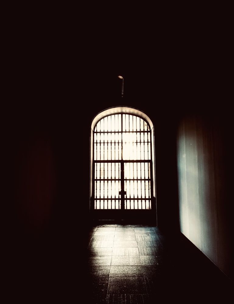 The shadowing window.
