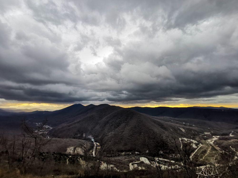 Встречаем рассвет на горе.