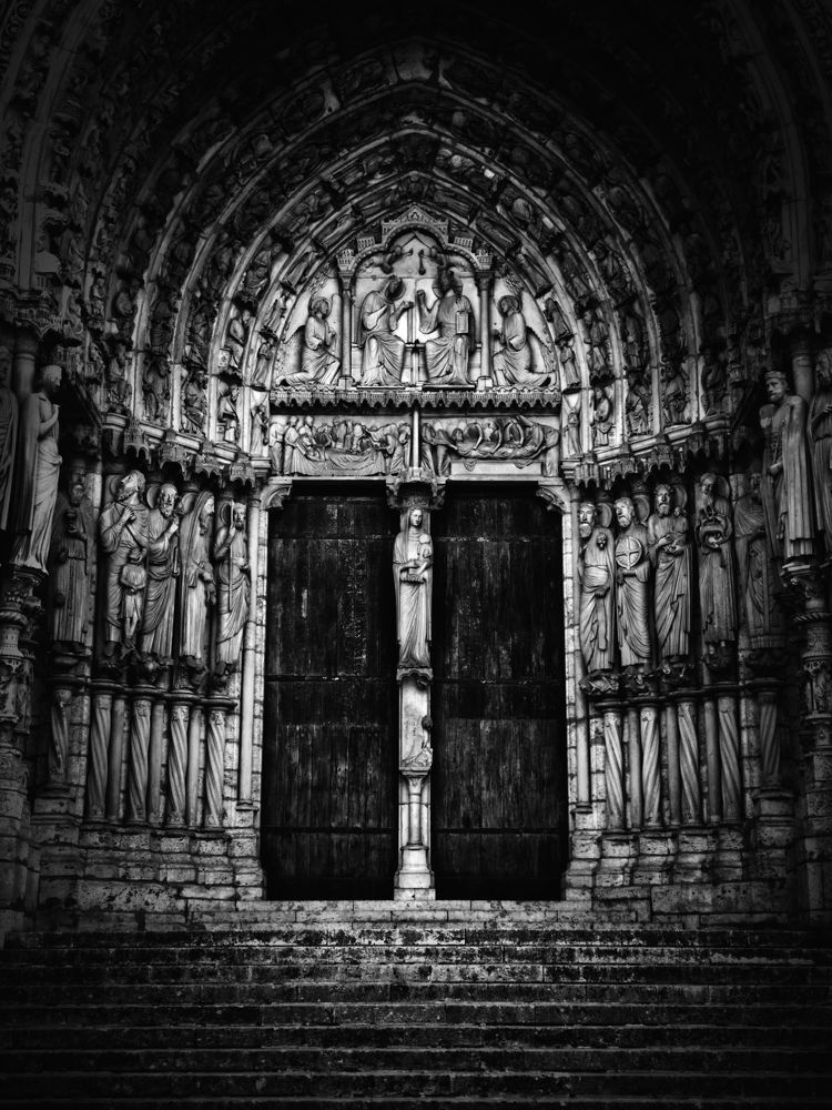 Photograph by Pierre Belenfant