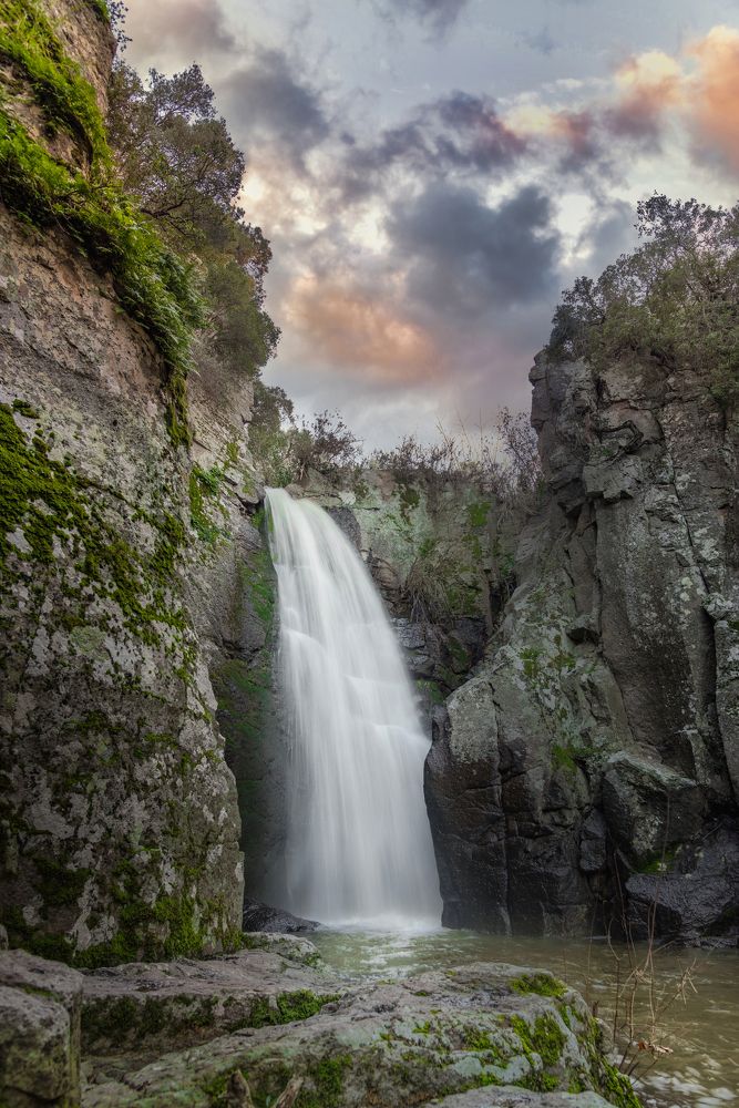 the “Man-Katsa” waterfall …