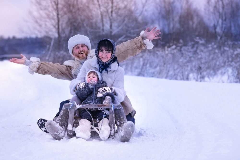 Семья на прогулке