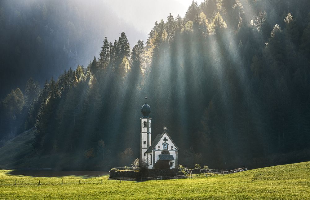 Photograph by Kani (kanipolat.com) Polat