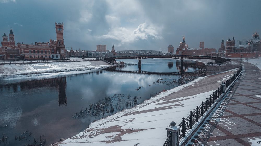 Весна в городе