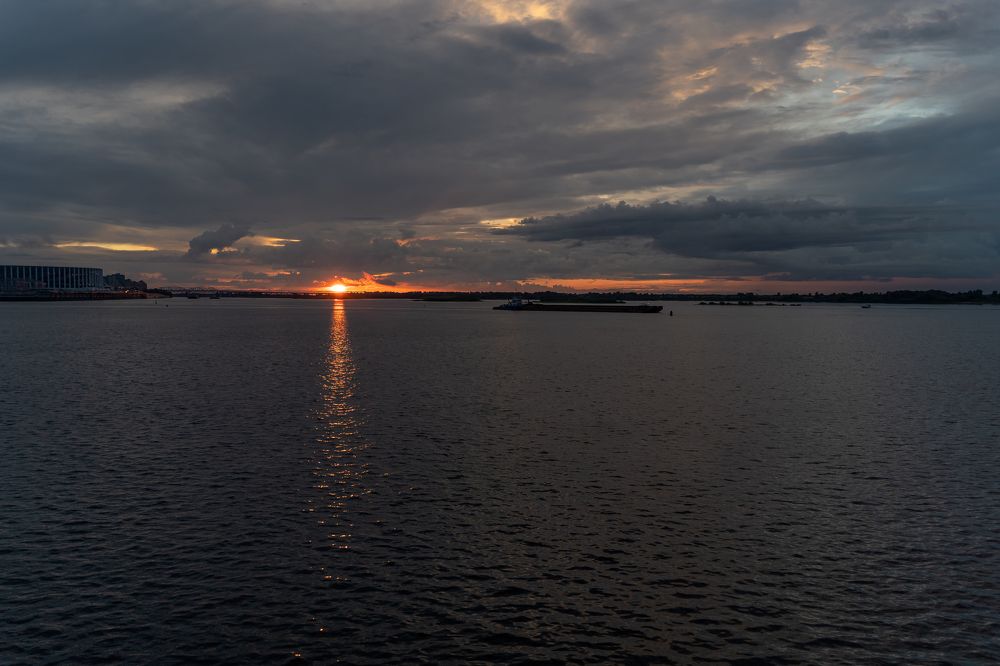 Закат над Волгой, Нижний Новгород