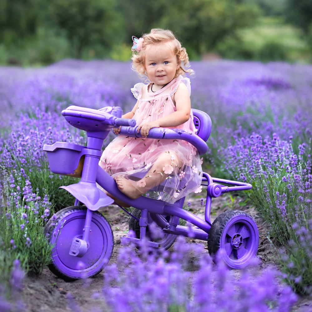 Photograph by Veronika Motizova