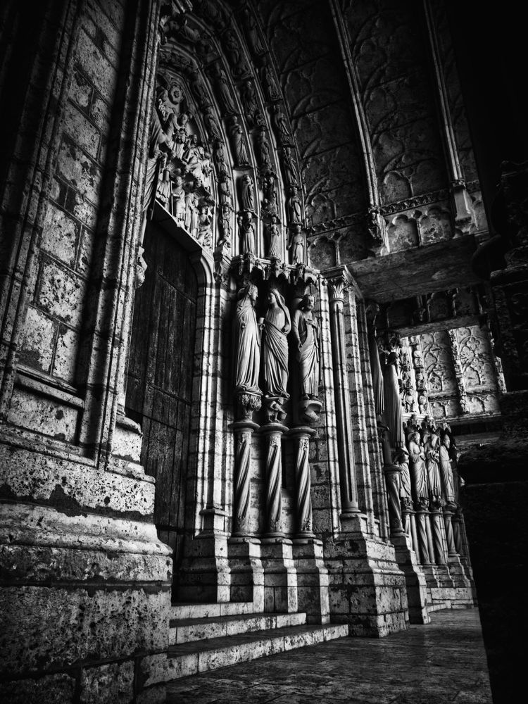 Photograph by Pierre Belenfant