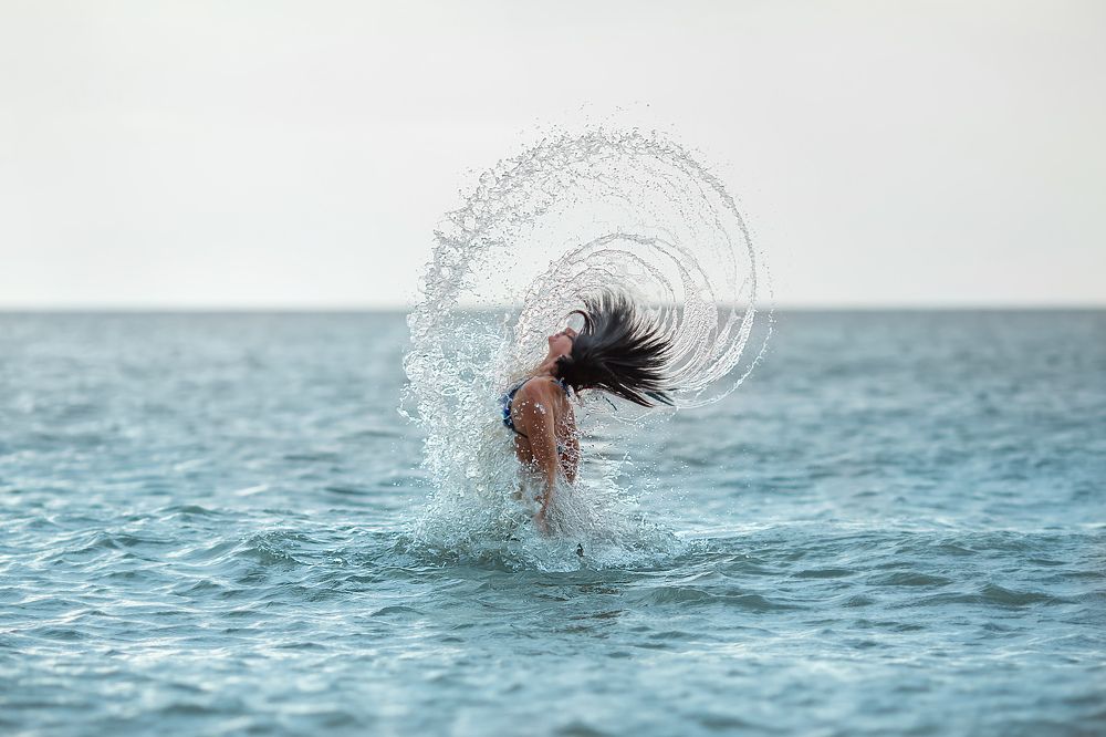 Взрывая океан собою