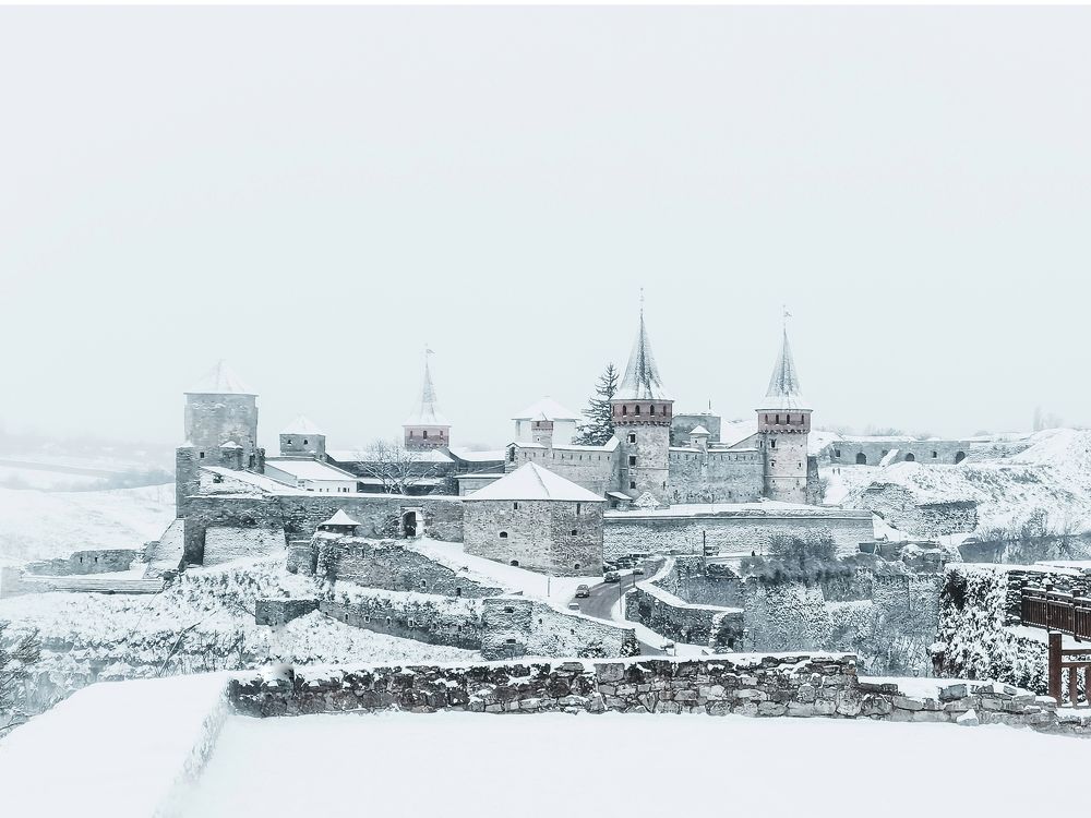 Снежная крепость