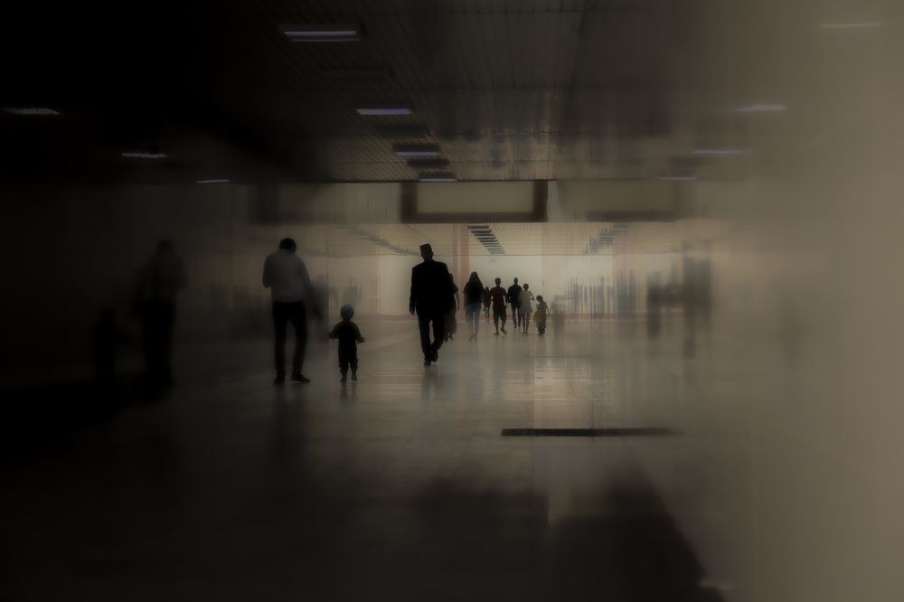 По ту сторону или Тени прошлого