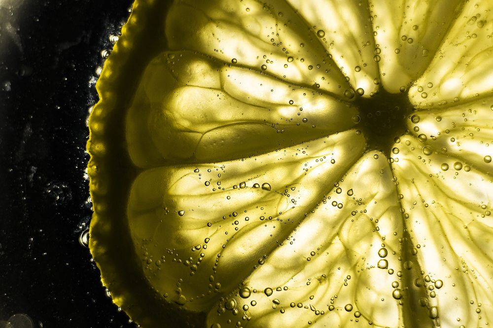 Лимон в минералке