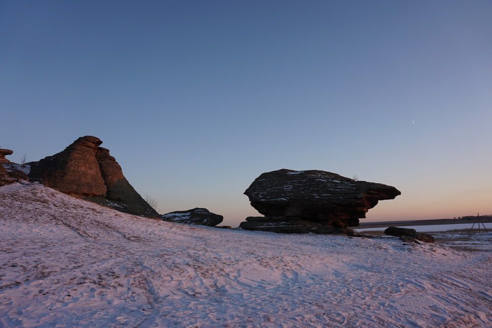 перед закатом у святилища