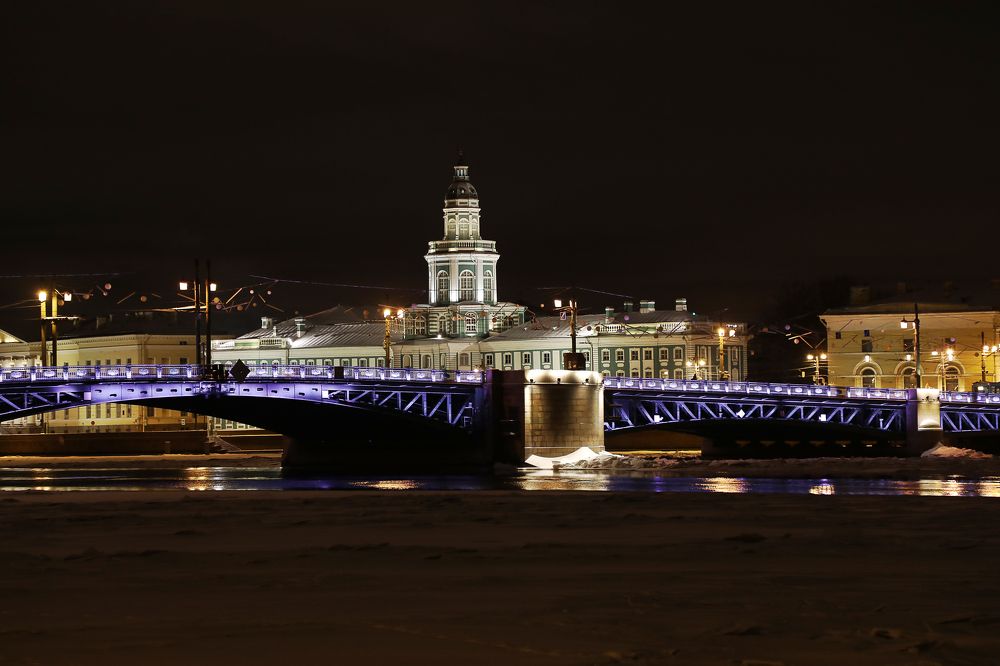 Фотография автора Андрей Шувалов