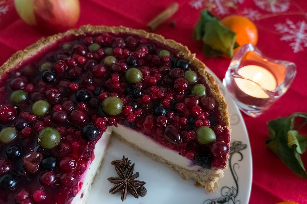 Homemade berry cheesecake