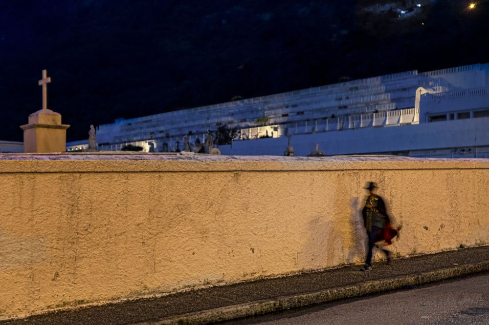 À Meia-noite Levarei sua Alma