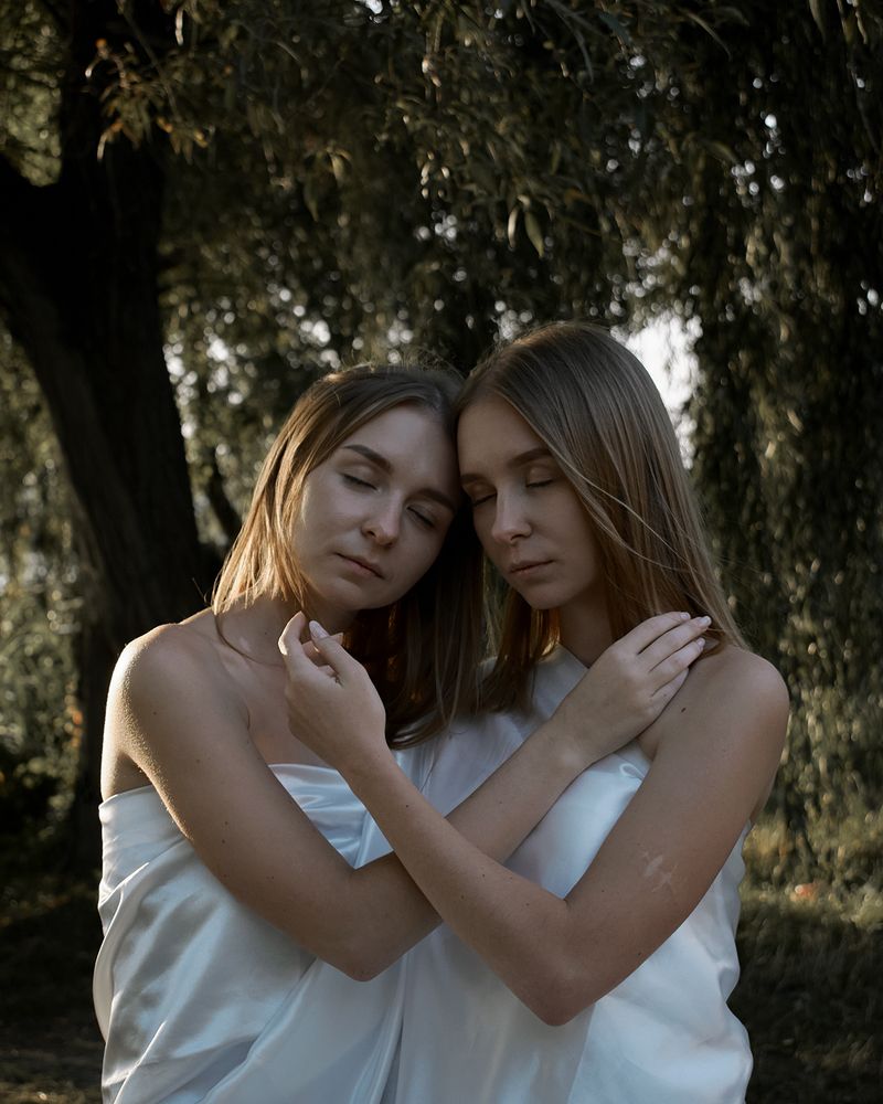 Photograph by Karyna Kadihrob